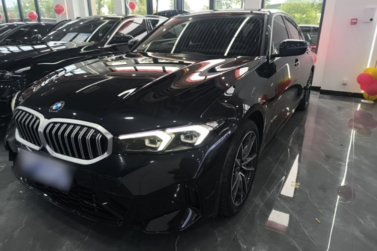 BMW 3 Series 2024 car image #2