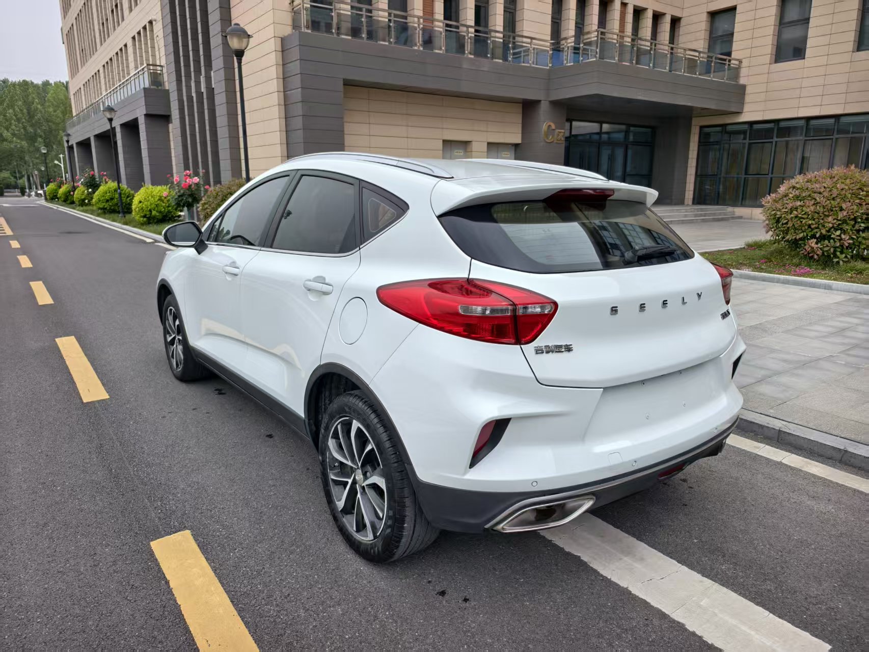 GEELY Emgrand GS 2020 car image #7