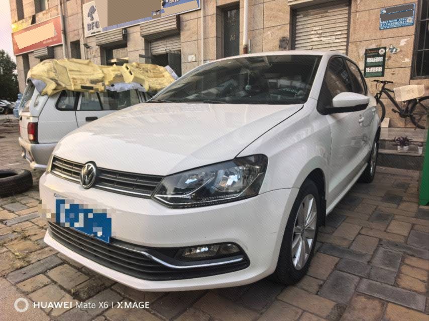 Volkswagen Polo 2015 Volkswagen Polo 2015 car image
