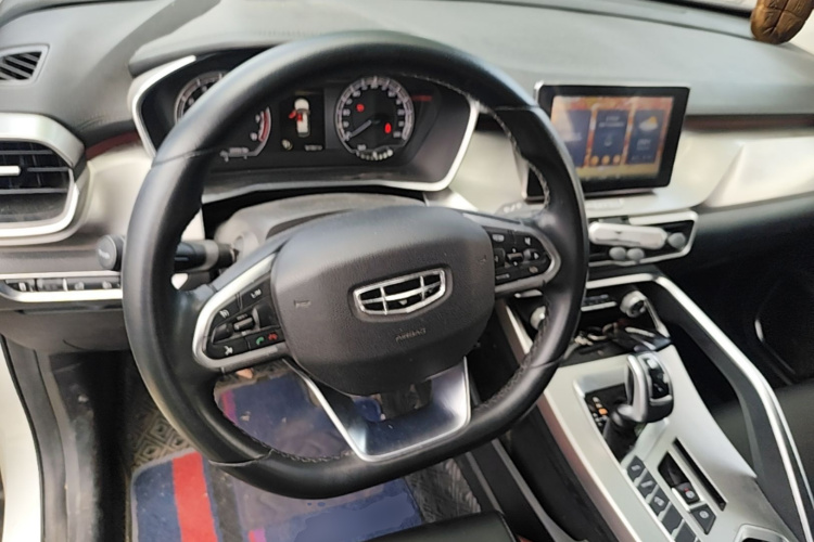 GEELY Coolray 2020 #11 GEELY Coolray 2020 car image #11