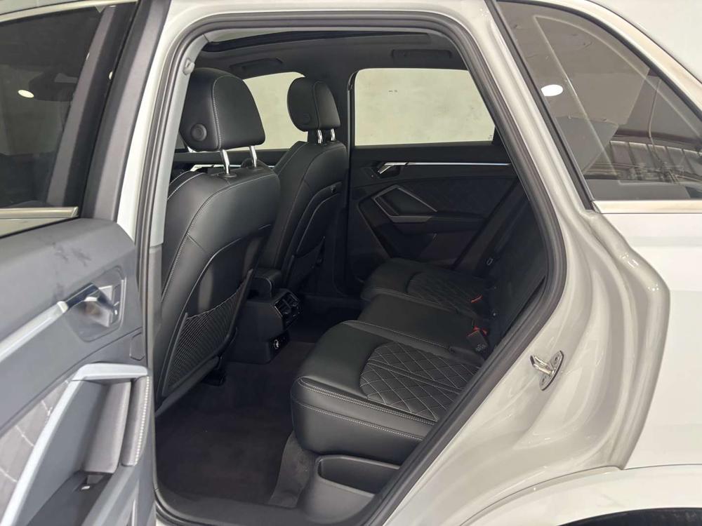 Audi Q3 2025 صورة سيارة #28