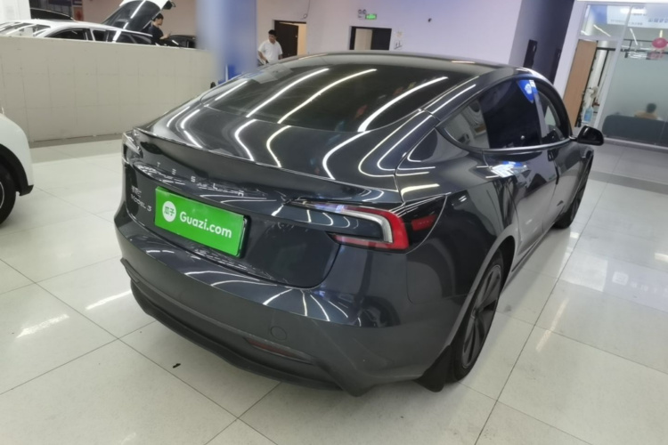 Tesla Model 3 2024 #7 Tesla Model 3 2024 car image #7