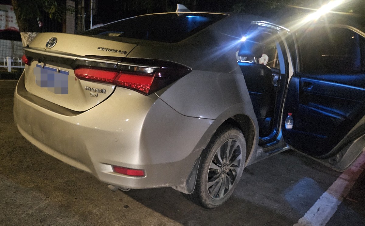 Toyota Corolla 2017 car image #2