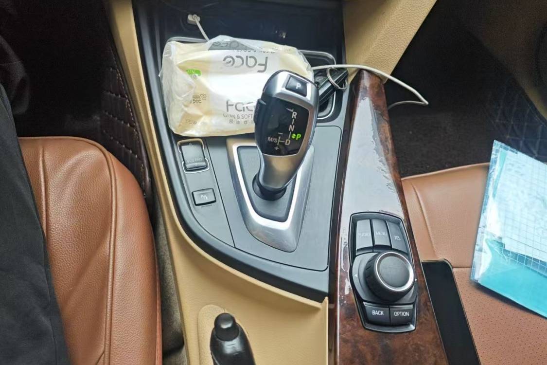 BMW 3 Series 2015 #27 BMW 3 Series 2015 image de voiture #27