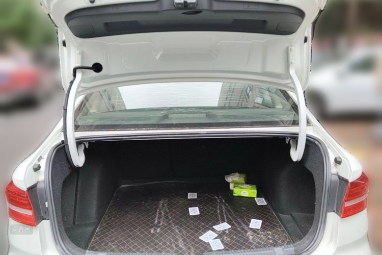 Volkswagen Lavida 2018 car image #21