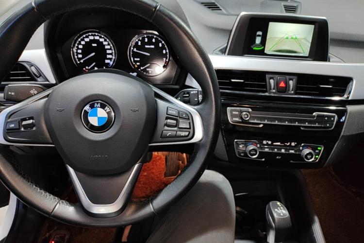 BMW X1 2019 #10 BMW X1 2019 car image #10