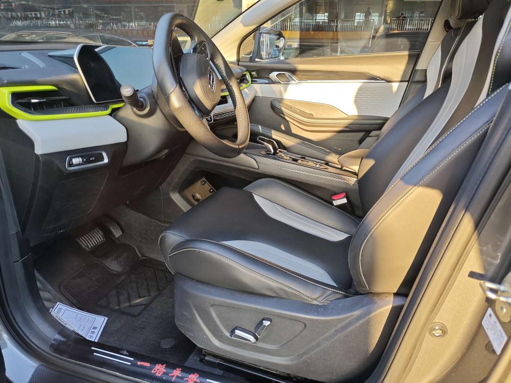 GEELY Coolray 2022 #7 GEELY Coolray 2022 car image #7