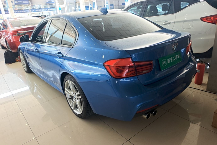 BMW 3 Series 2019 imagem de carro #5