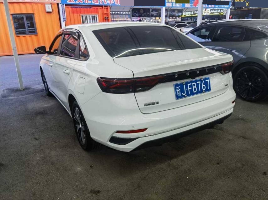 GEELY Emgrand 2025 #8 GEELY Emgrand 2025 imagen de coche #8