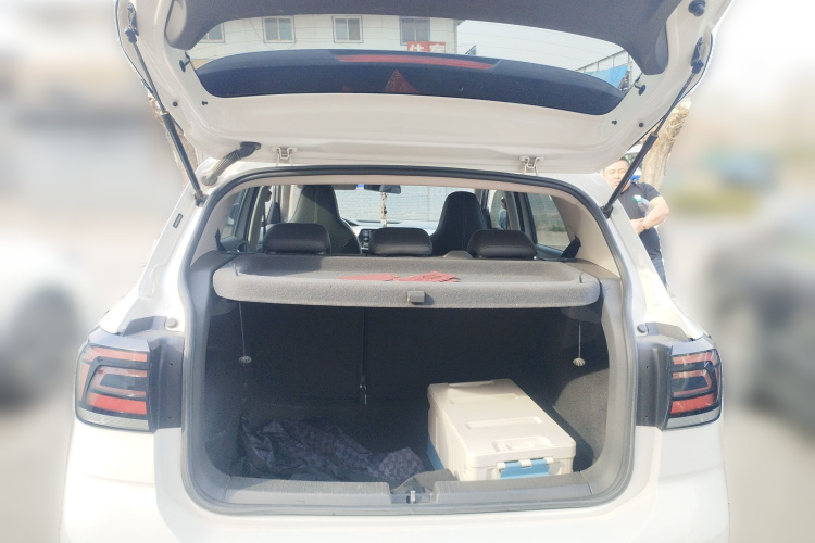 Volkswagen T-Cross 2020 car image #19