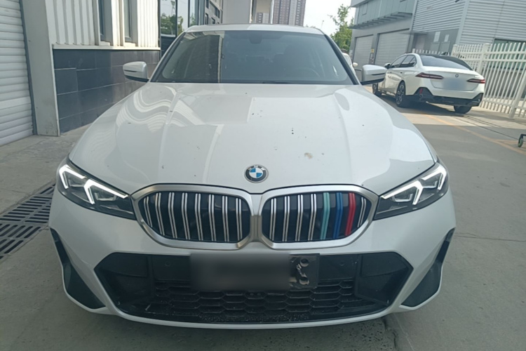 BMW 3 Series 2024 image de voiture #3