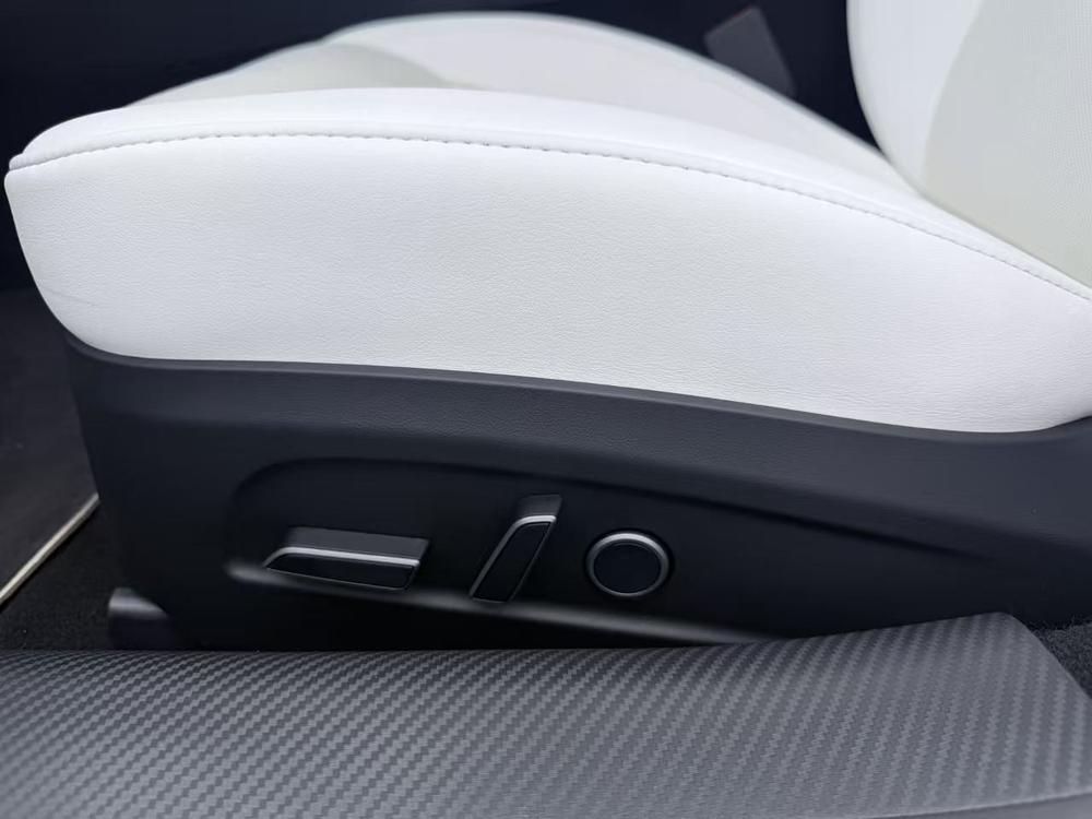 Tesla Model 3 2024 imagem de carro #10