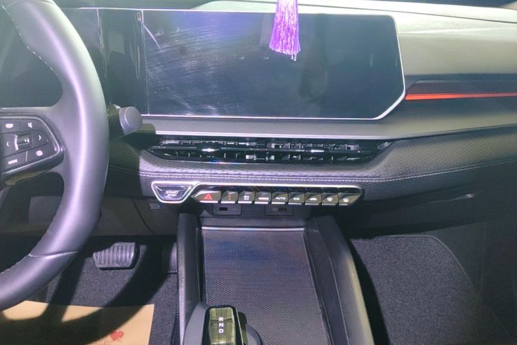 GEELY Binray 2023 изображение автомобиля #13