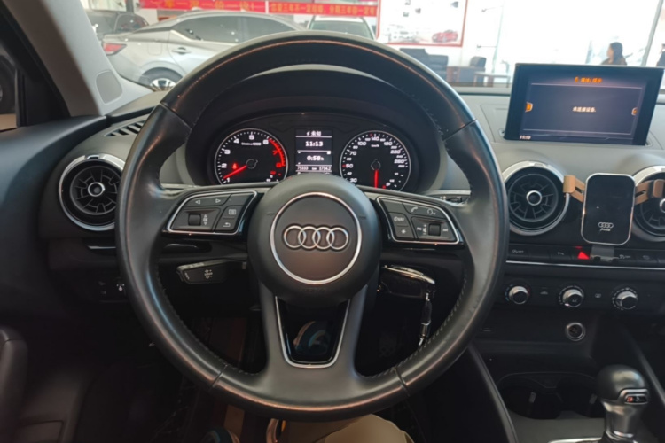 Audi A3 2020 car image #11