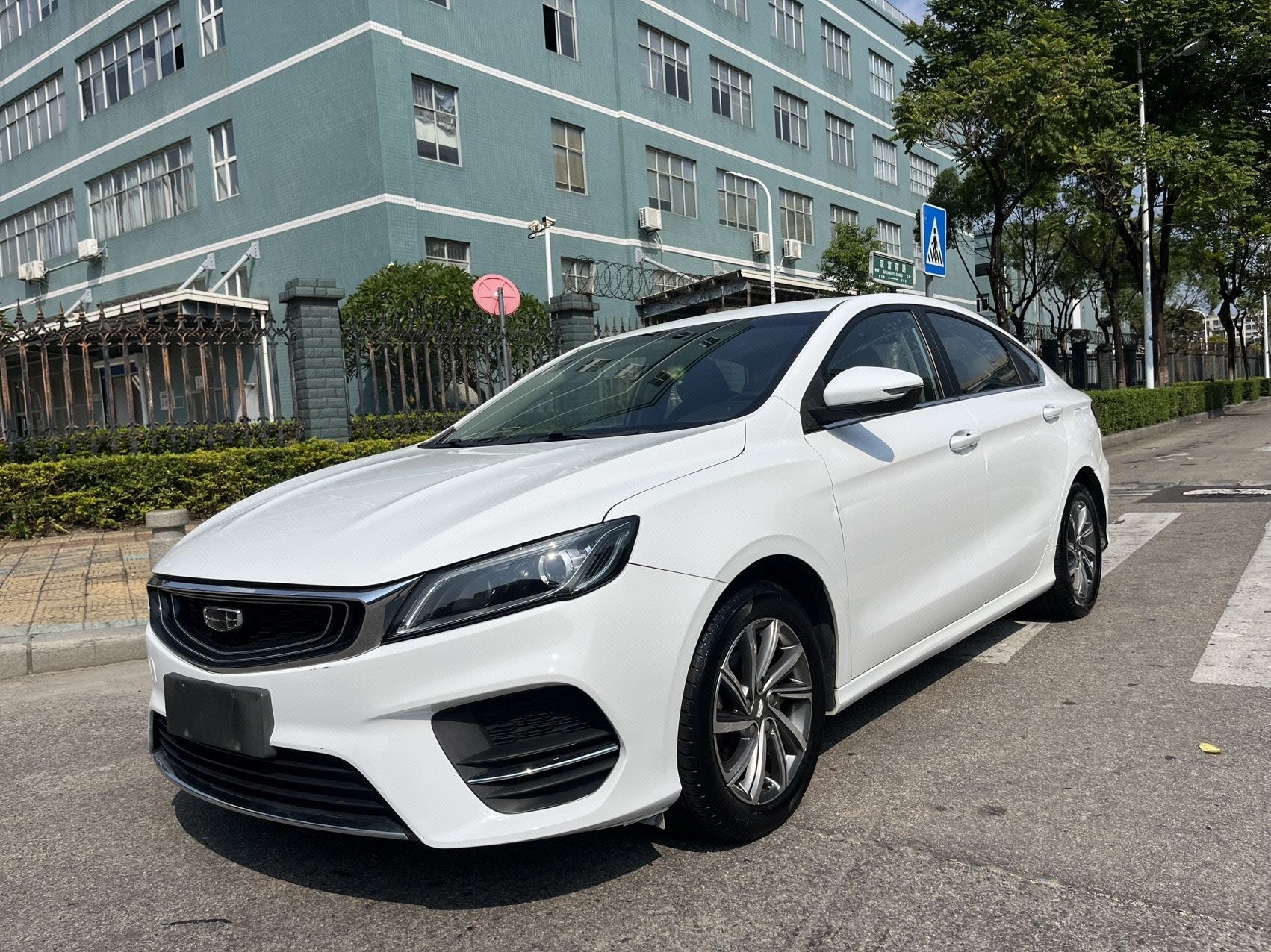 GEELY Binray 2020 GEELY Binray 2020 immagine di auto