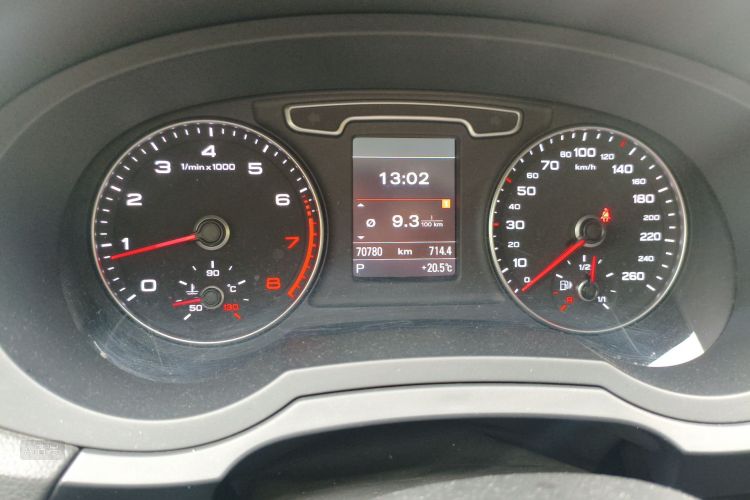 Audi Q3 2015 image de voiture #14