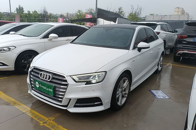 Audi A3 2020 car image #2