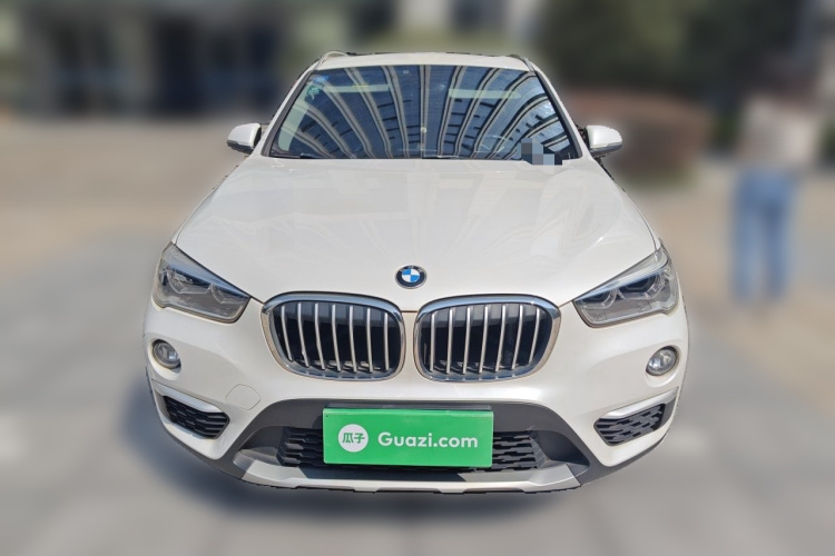 BMW X1 2019 #3 BMW X1 2019 car image #3