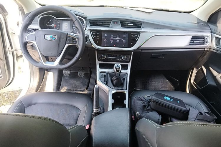 GEELY Emgrand GL 2018 car image #10