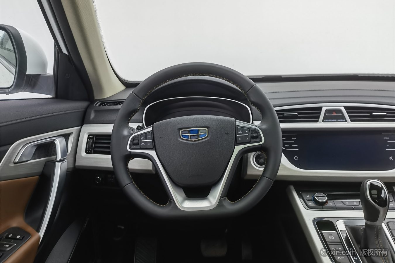 GEELY Boyue 2018 image de voiture #11