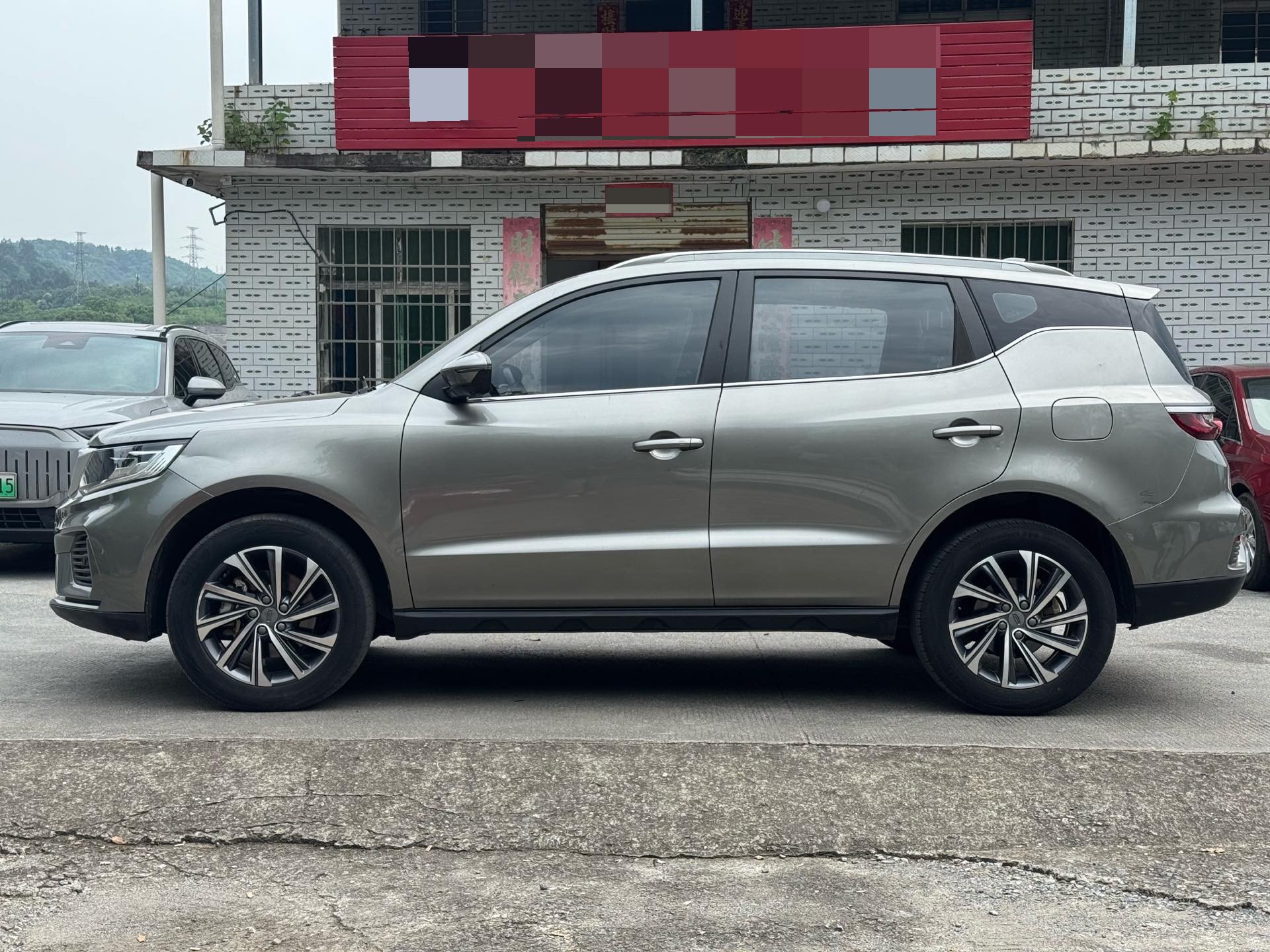 GEELY Vision X6 2021 car image #3