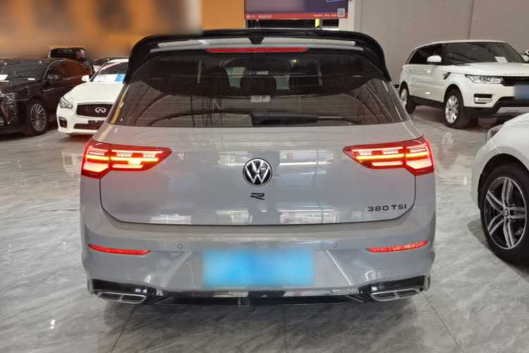 Volkswagen Golf 2024 car image #6