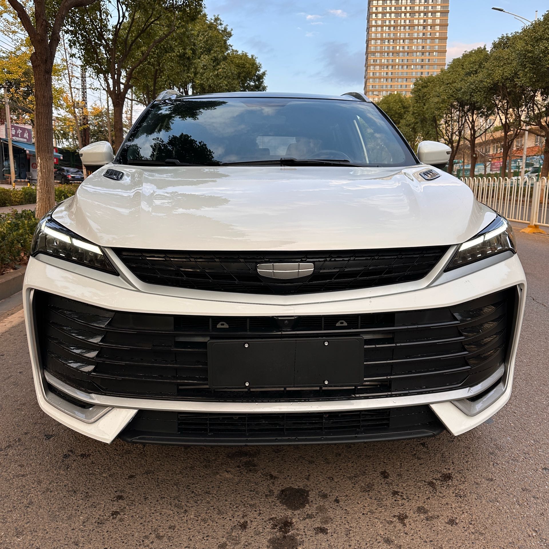 GEELY Coolray 2025 изображение автомобиля #3