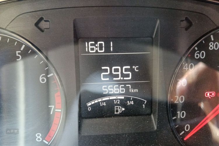 Volkswagen Polo 2015 car image #14