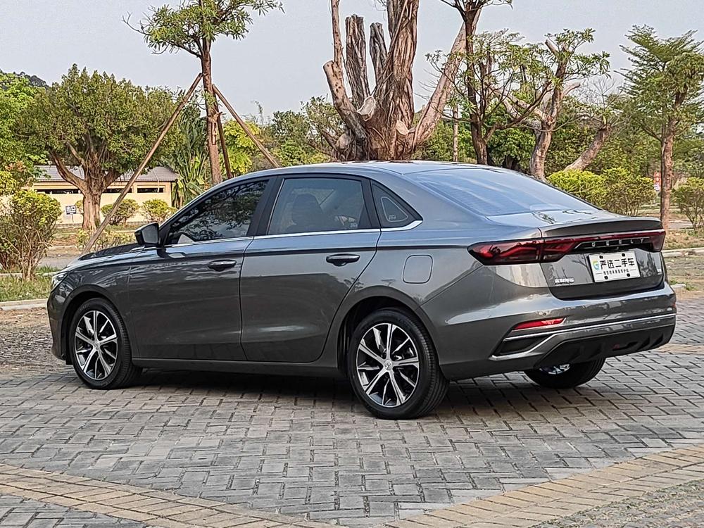 GEELY Emgrand 2022 #5 GEELY Emgrand 2022 car image #5