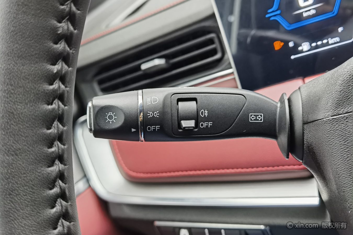 Jetour X70 PLUS 2022 car image #22