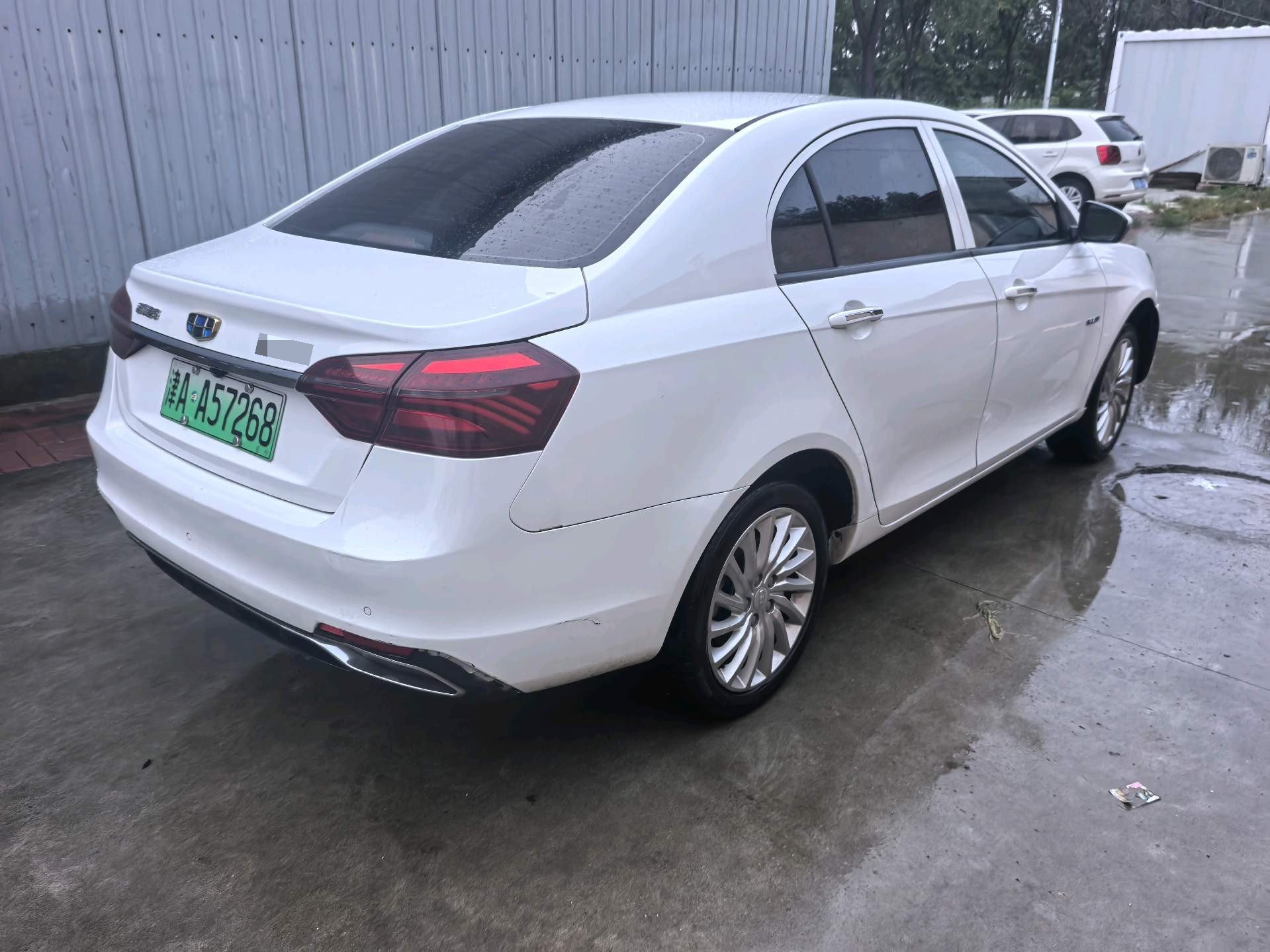 GEELY Emgrand New Energy 2021 car image #9