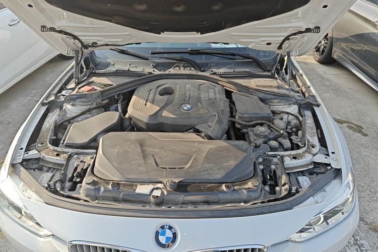 BMW 3 Series 2019 #20 BMW 3 Series 2019 car image #20