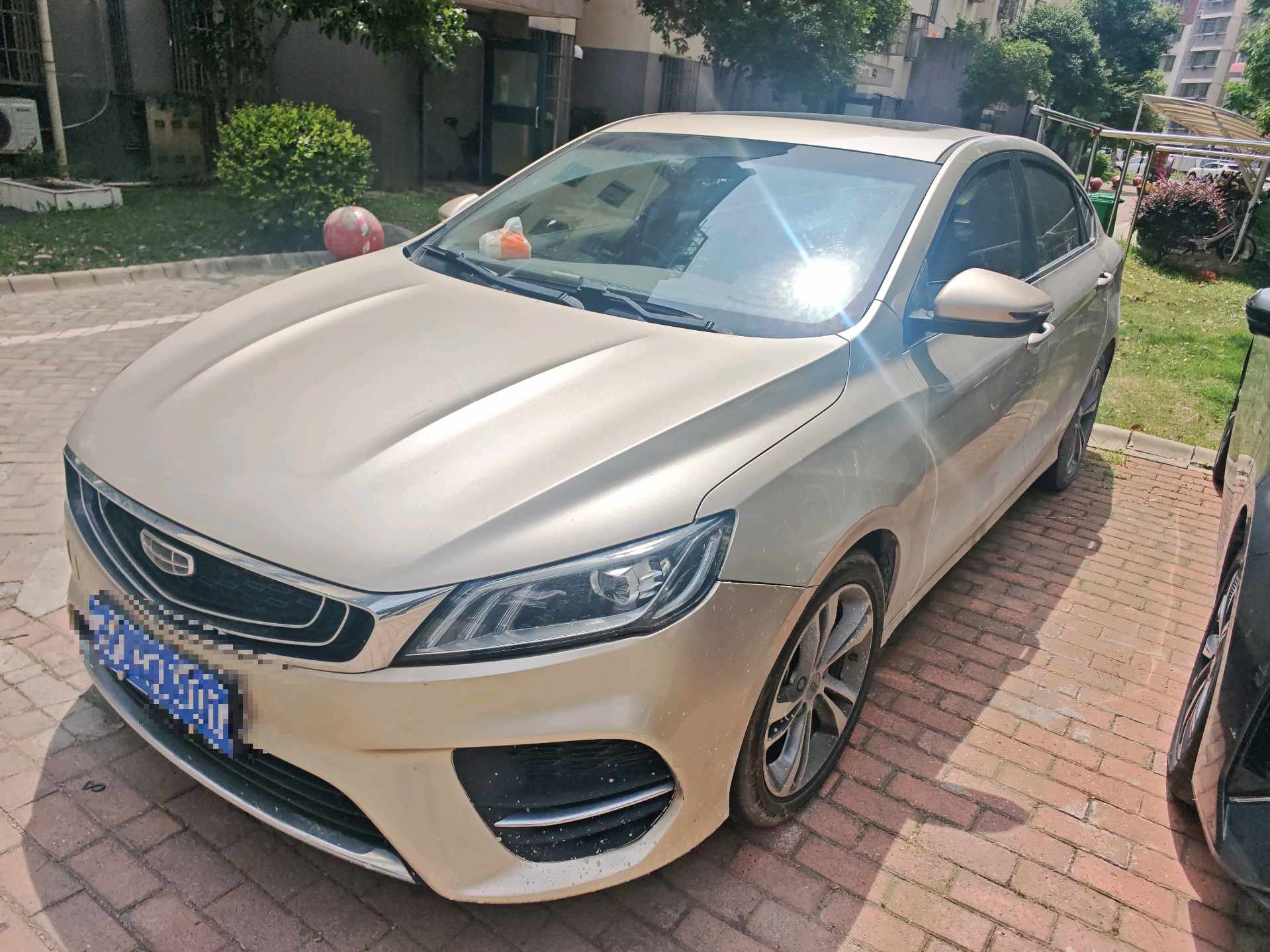 GEELY Binray 2020 immagine di auto 