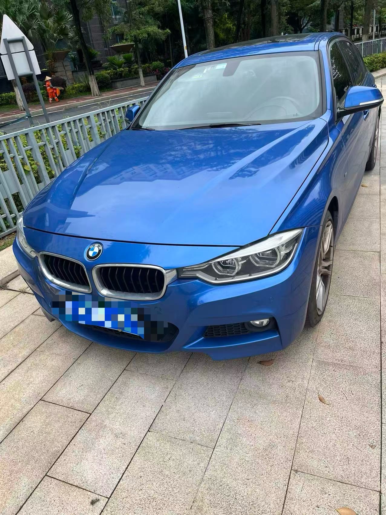 BMW 3 Series 2017 BMW 3 Series 2017 car image