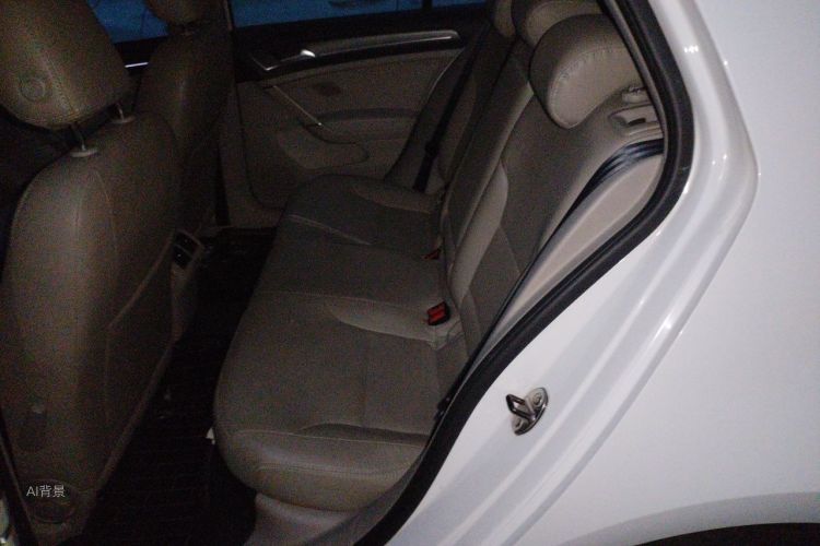 Volkswagen Golf 2014 car image #19