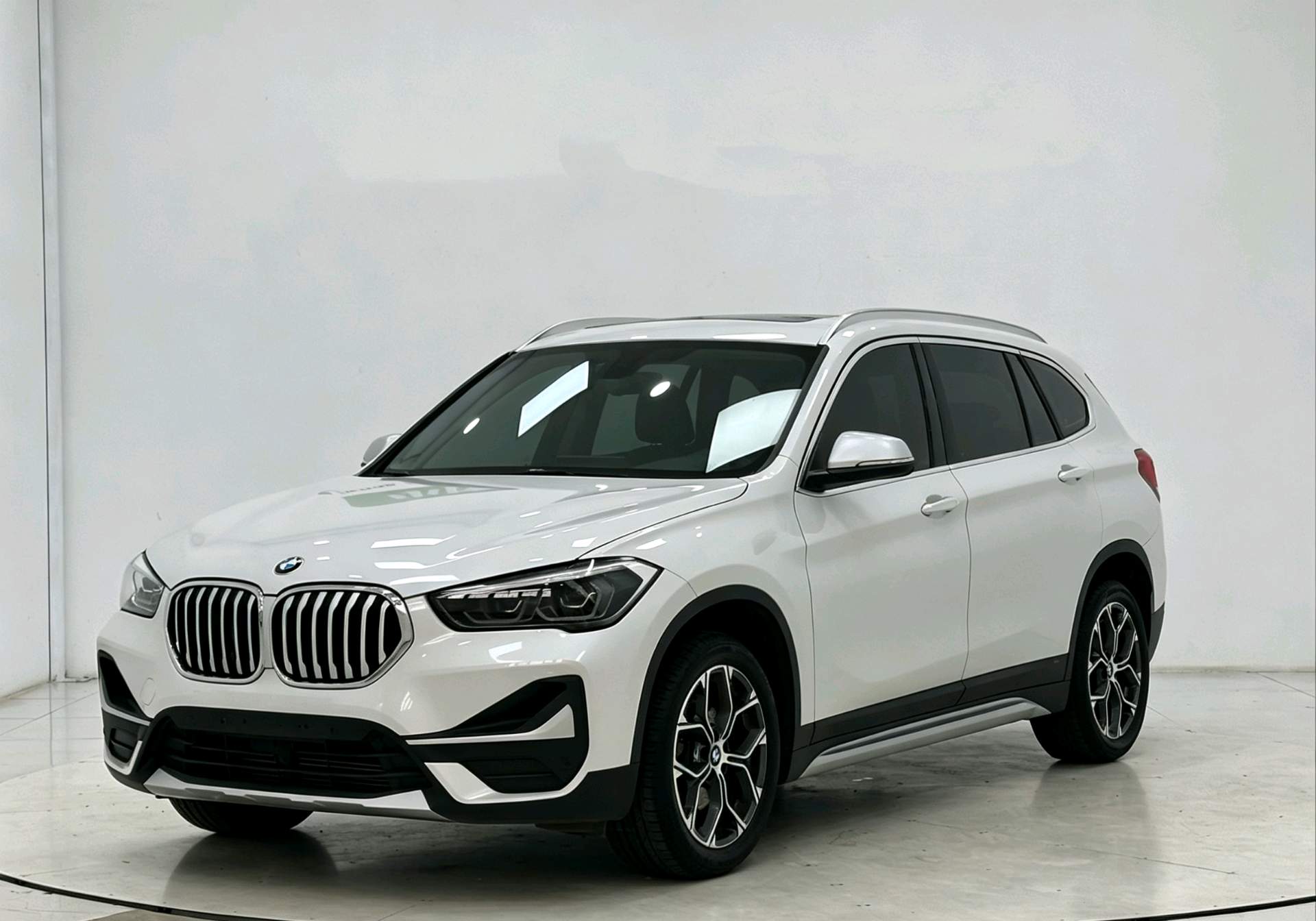 2022 2022 car image