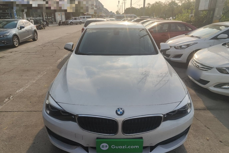 BMW 3 Series GT 2018 car image #3