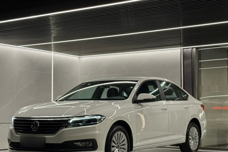 Volkswagen Lavida 2021 car image #2