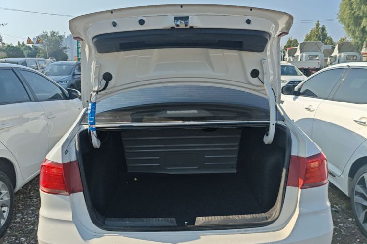 Volkswagen Santana 2019 #21 Volkswagen Santana 2019 صورة سيارة #21