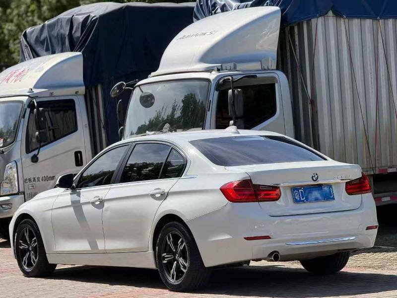 BMW 3 Series 2013 immagine di auto #4