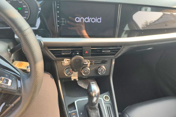 Volkswagen Lavida 2019 car image #15