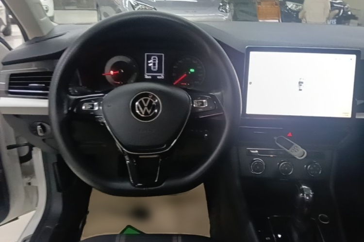 Volkswagen Lavida 2021 car image #11