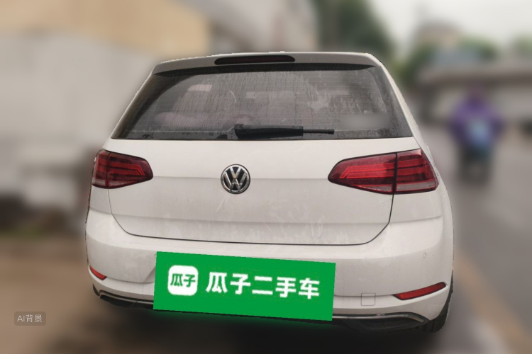 Volkswagen Golf 2018 car image #6