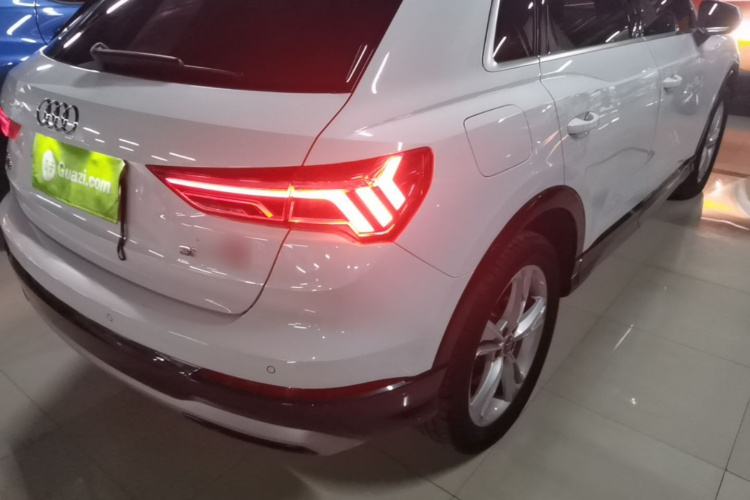 Audi Q3 2020 #8 Audi Q3 2020 car image #8