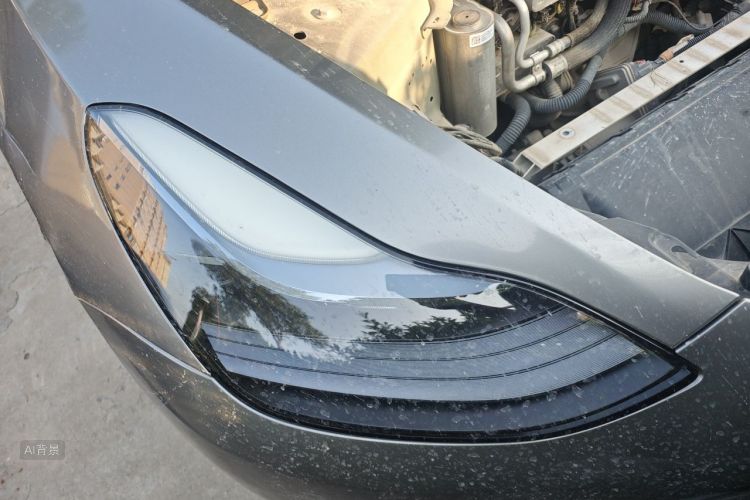 Tesla Model 3 2022 car image #8