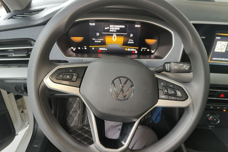 Volkswagen Lavida 2023 car image #11