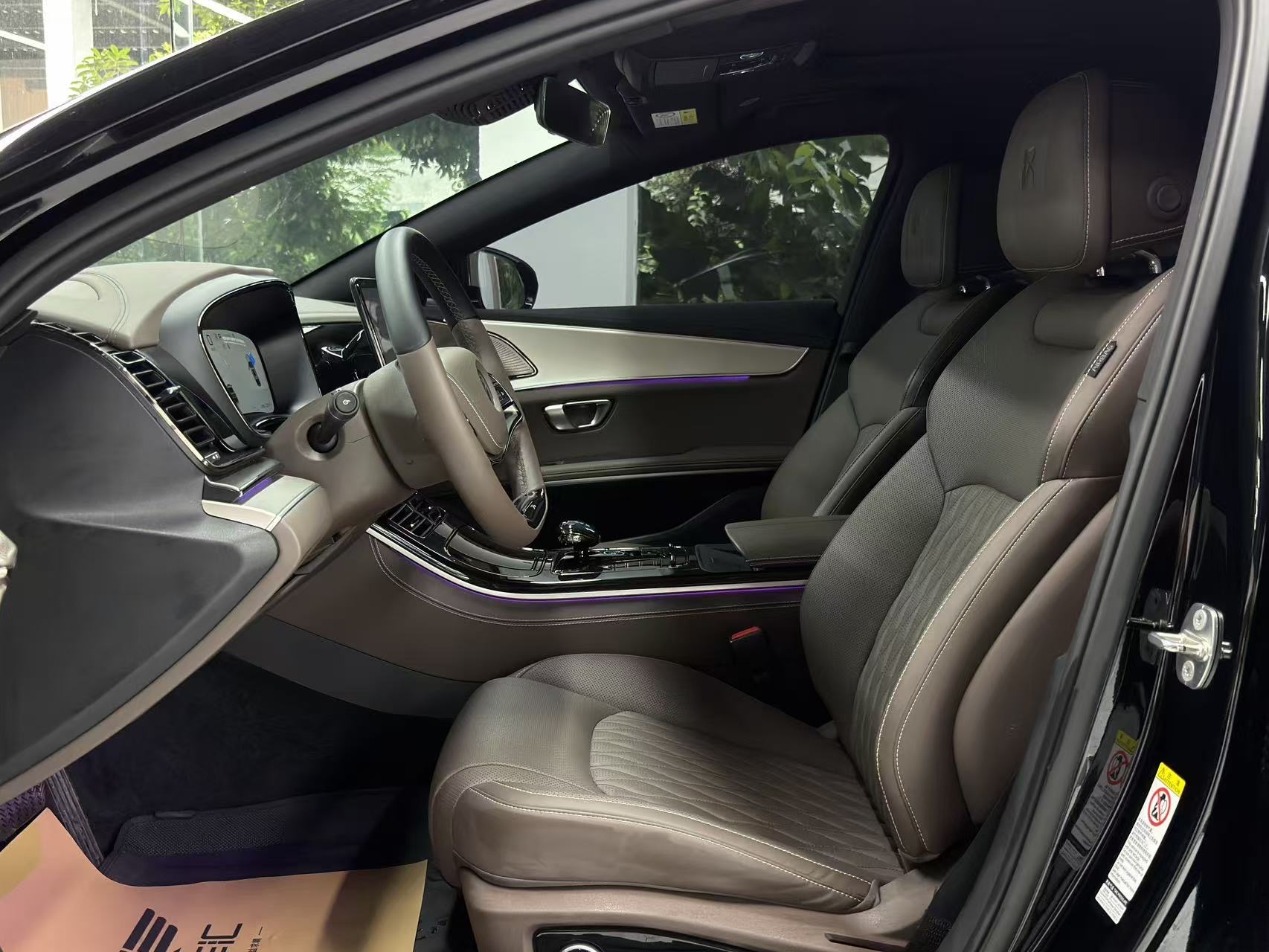 BYD Han 2024 car image #7
