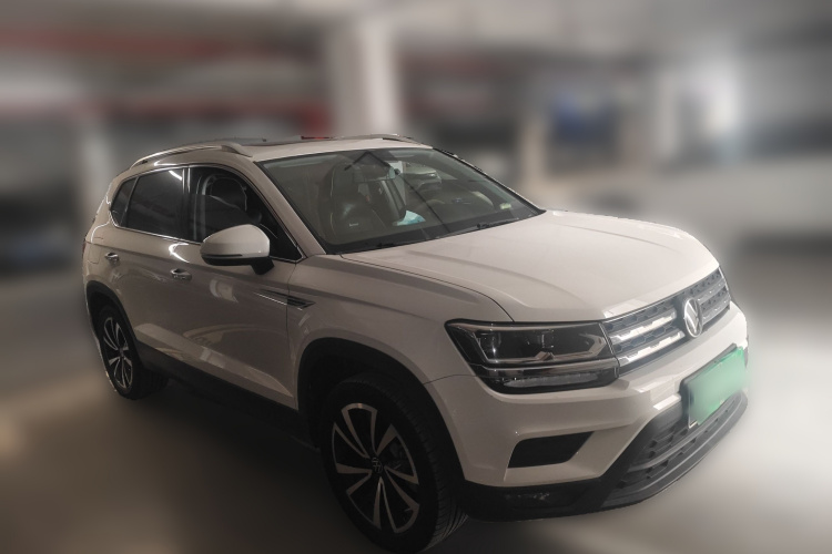 Volkswagen Tharu 2021 car image #3