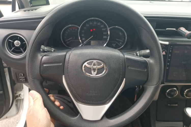 Toyota Corolla 2018 car image #11
