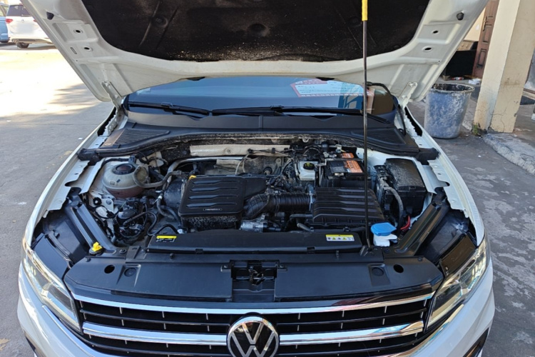 Volkswagen Bora 2022 car image #20